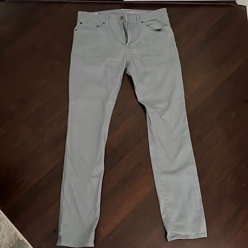 Grayish blue jeans